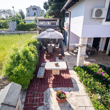 Guesthouse Istra Premantura Ngoại thất bức ảnh