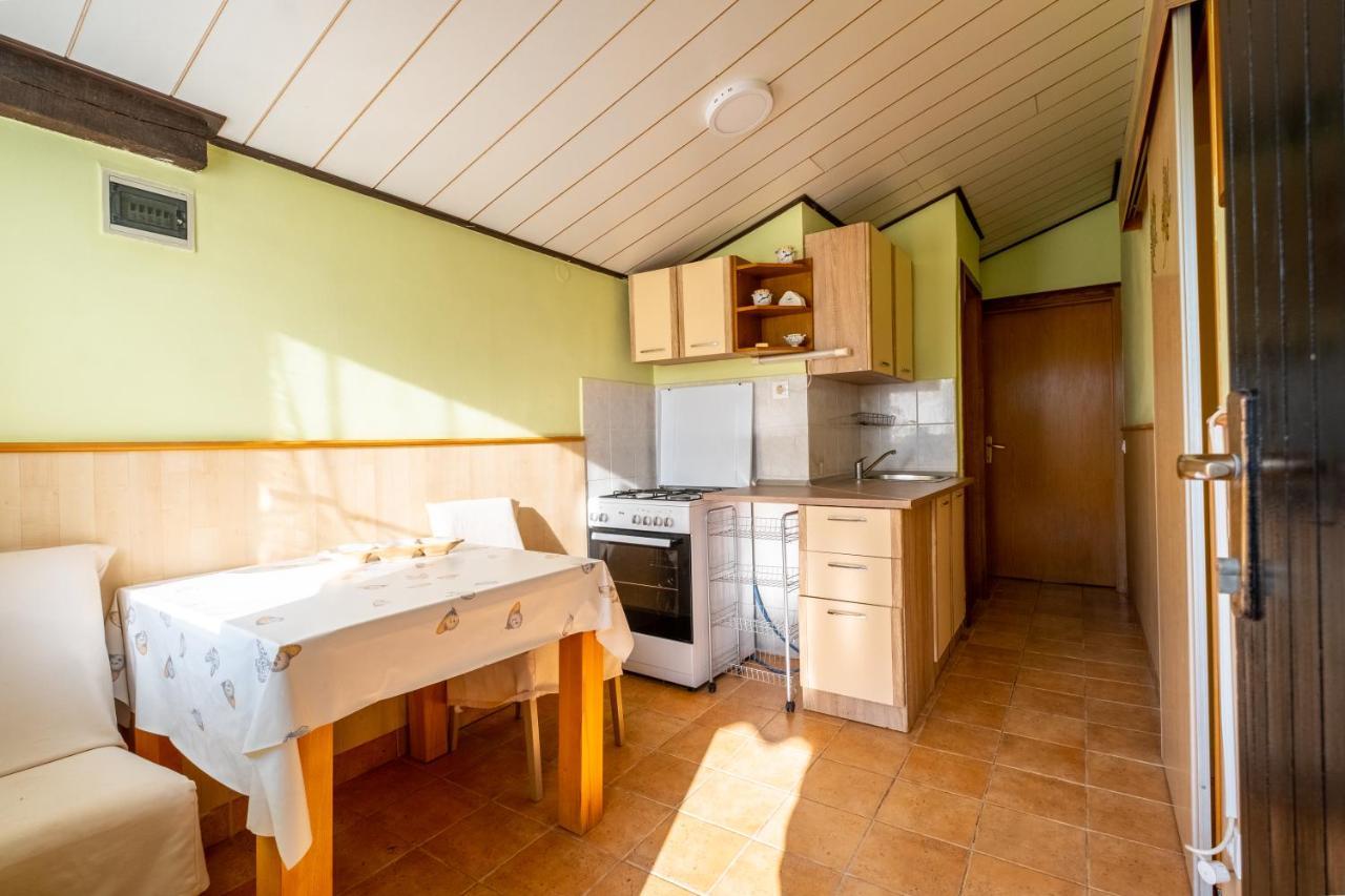 Guesthouse Istra Premantura Ngoại thất bức ảnh